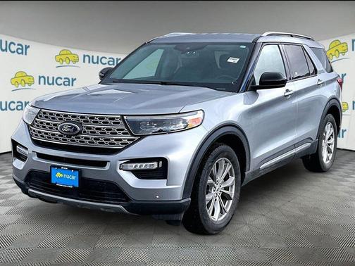 Silver 2023 Ford Explorer Limited