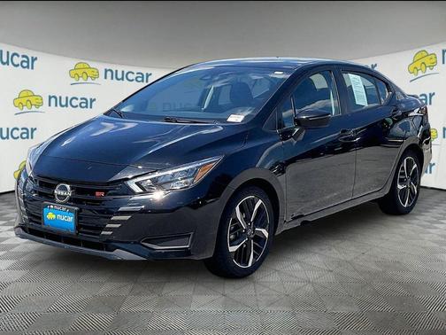 Black 2024 Nissan Versa 1.6 SR