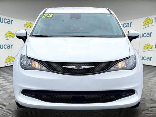 White 2023 Chrysler Voyager LX