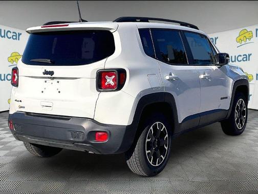 White 2023 Jeep Renegade Latitude