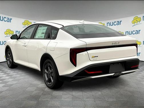 2025 Kia K4 