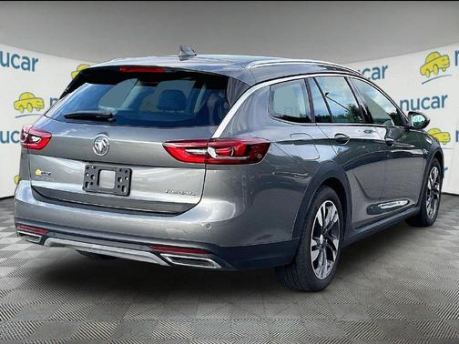 Gray 2018 Buick Regal TourX Essence