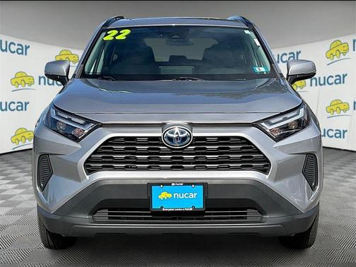2022 Toyota RAV4 Hybrid XLE