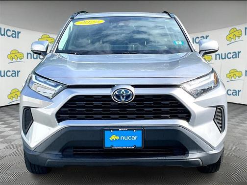 2022 Toyota RAV4 Hybrid XLE