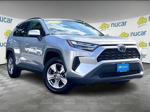 2022 Toyota RAV4 Hybrid XLE