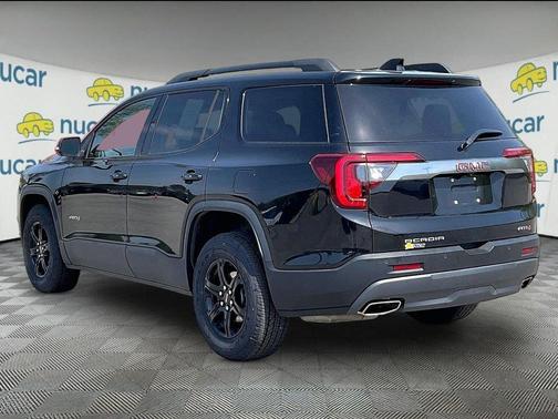 Black 2023 GMC Acadia AT4