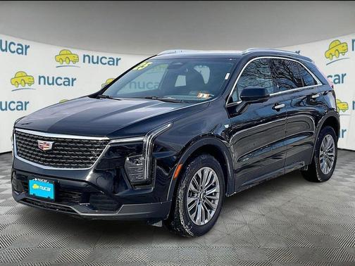 2025 Cadillac XT4 Premium Luxury