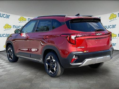 Orange 2026 Kia Seltos S