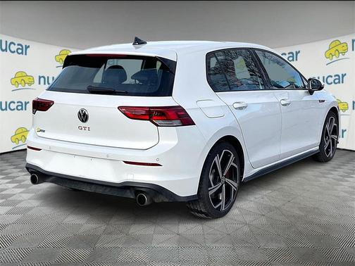2024 Volkswagen Golf GTI 2.0T SE
