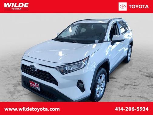 2020 Toyota RAV4 XLE