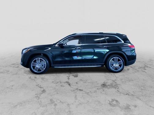 Green 2021 Mercedes-Benz GLS 450 4MATIC