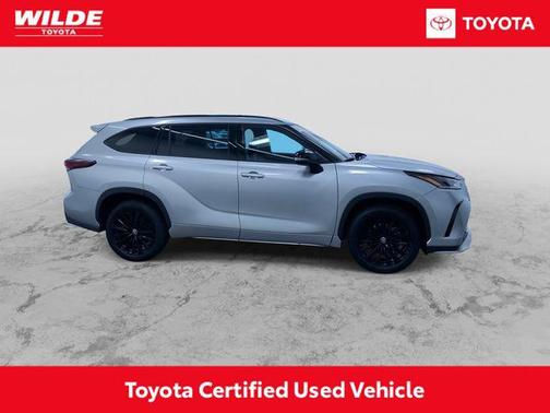 Celestial Silver Metallic 2025 Toyota Highlander XSE