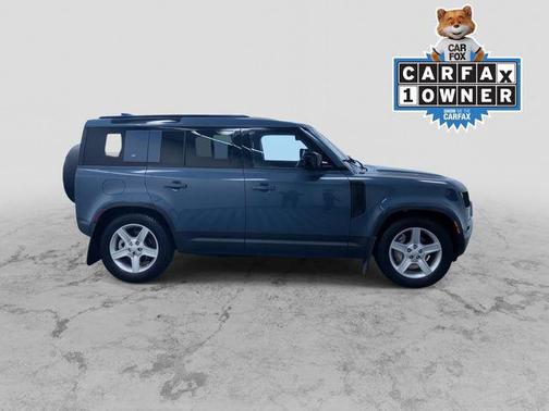 2020 Land Rover Defender SE