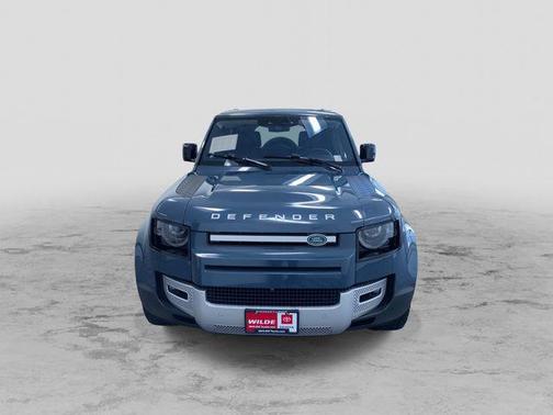 2020 Land Rover Defender SE