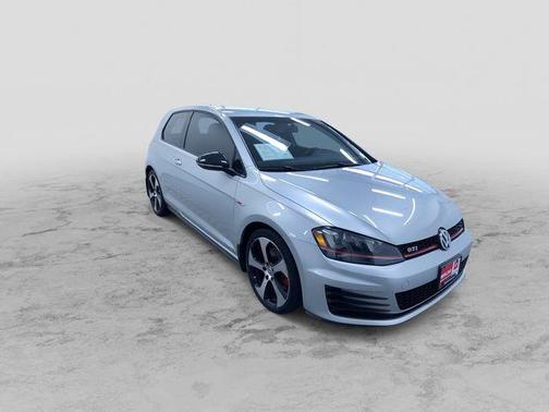 2015 Volkswagen Golf GTI 2.0T S 4-Door