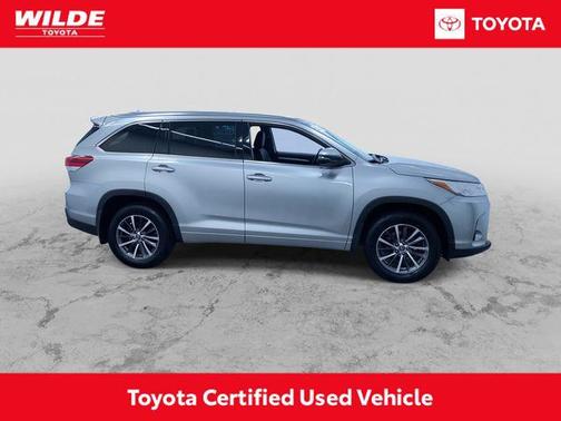 Celestial Silver Metallic 2018 Toyota Highlander XLE