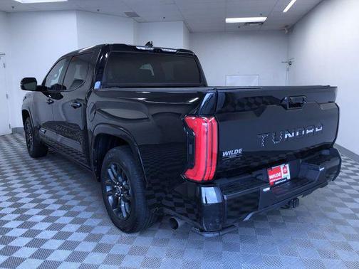 2022 Toyota Tundra Platinum