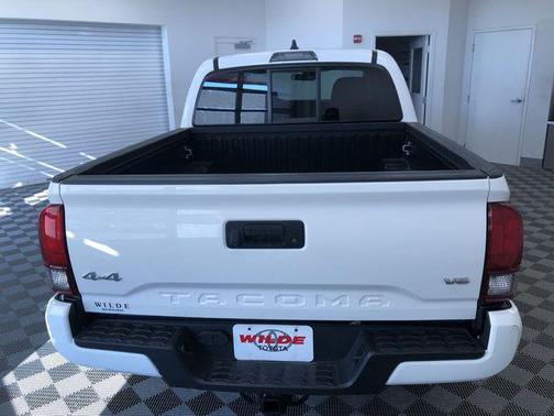 2022 Toyota Tacoma SR