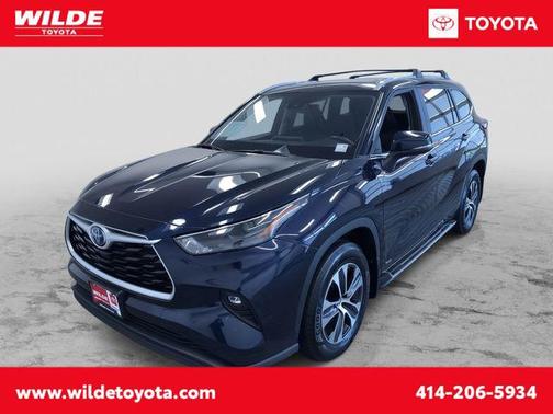 2023 Toyota Highlander Hybrid XLE