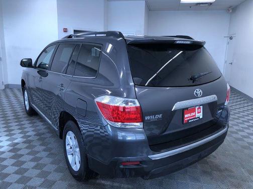 2013 Toyota Highlander SE