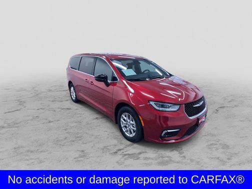 2025 Chrysler Pacifica L