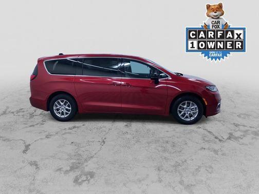 2025 Chrysler Pacifica L