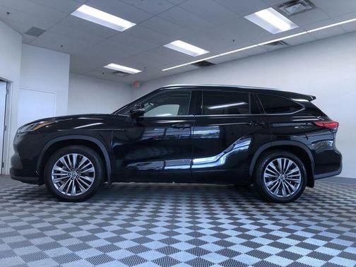 2020 Toyota Highlander Platinum