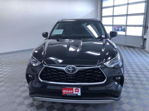 2020 Toyota Highlander Platinum