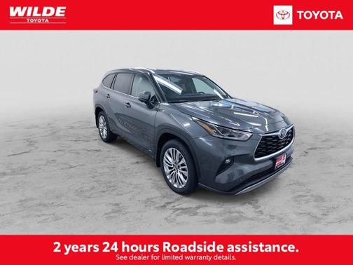 2025 Toyota Highlander Hybrid Platinum