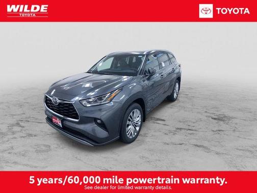 2025 Toyota Highlander Hybrid Platinum