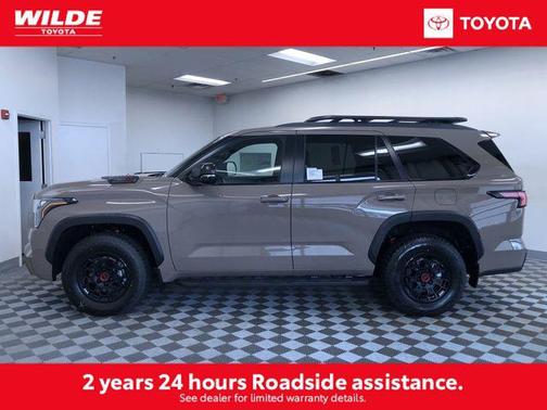 2025 Toyota Sequoia Base
