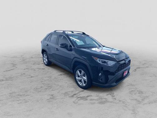 2021 Toyota RAV4 Hybrid XLE Premium