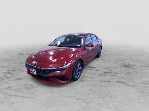 2025 Hyundai ELANTRA SEL
