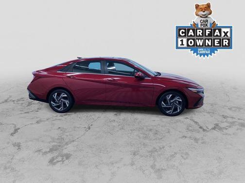 2025 Hyundai ELANTRA SEL