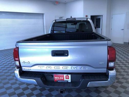 Silver Sky Metallic 2018 Toyota Tacoma SR5