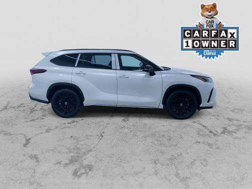 2025 Toyota Highlander XSE