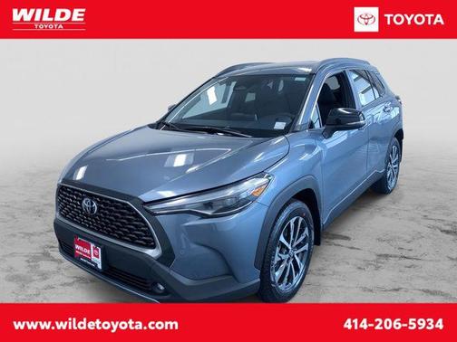 2025 Toyota Corolla Cross XLE