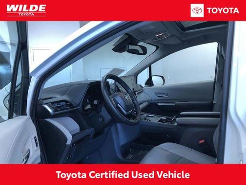 2021 Toyota Sienna Limited 7-Passenger