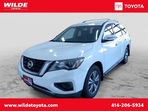 2017 Nissan Pathfinder S