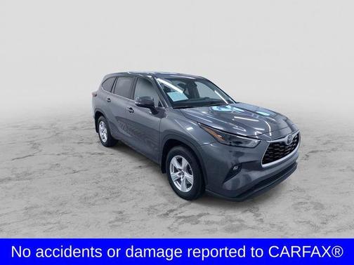 2024 Toyota Highlander LE I4
