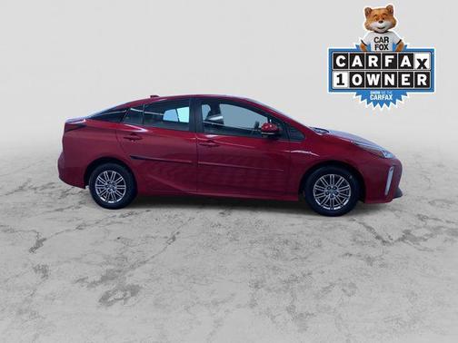 2021 Toyota Prius XLE