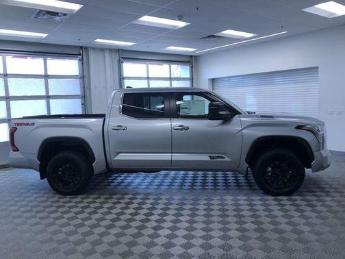 2025 Toyota Tundra Hybrid 1794 Edition