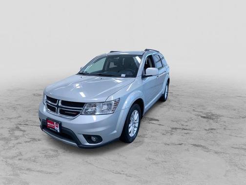 Bright Silver Metallic Clearcoat 2013 Dodge Journey SXT