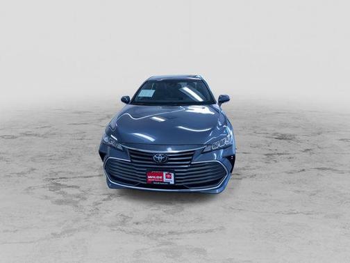 Harbor Gray Metallic 2020 Toyota Avalon XLE