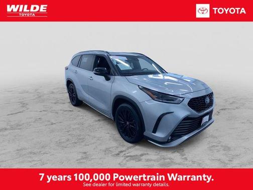 Celestial Silver Metallic 2025 Toyota Highlander XSE