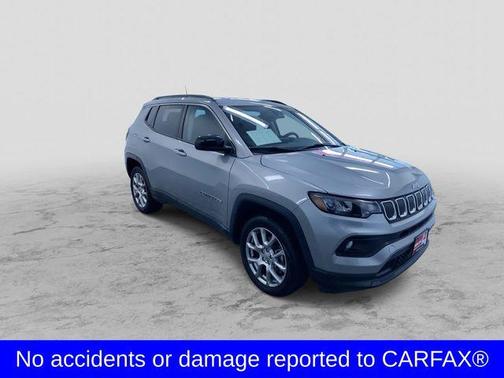 2022 Jeep Compass Latitude Lux