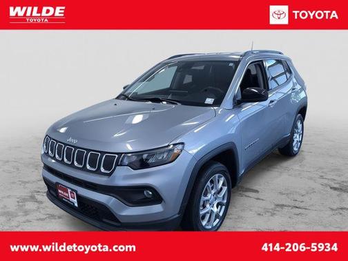 2022 Jeep Compass Latitude Lux