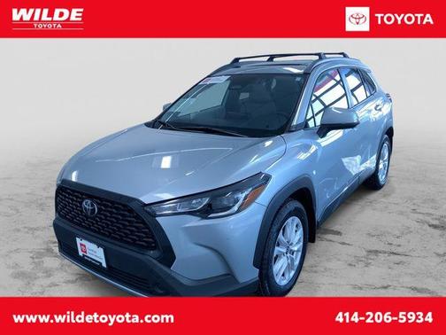 2024 Toyota Corolla Cross LE