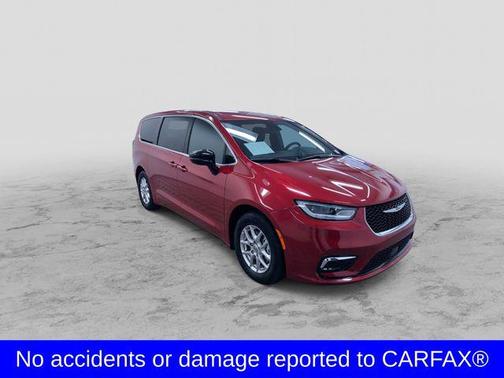 2025 Chrysler Pacifica L