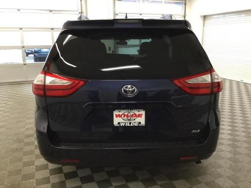 2018 Toyota Sienna SE
